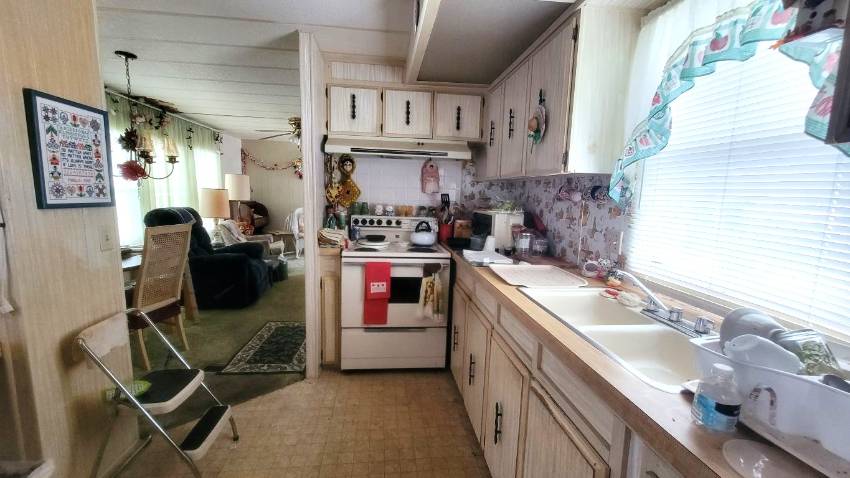 47 Rainbow Lane East a Dundee, FL Mobile or Manufactured Home for Sale